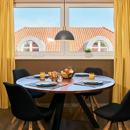 Konukevi Seecafe Zarrentin am Schaalsee